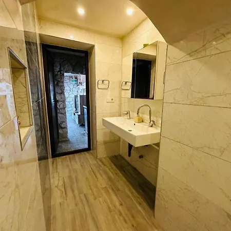 Denize Sifir-otantik Tas Ev Villa Cesme